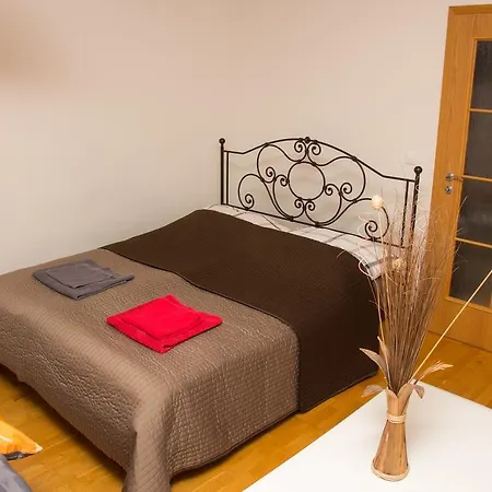 Studio With A Terace And View Апартаменты Прага