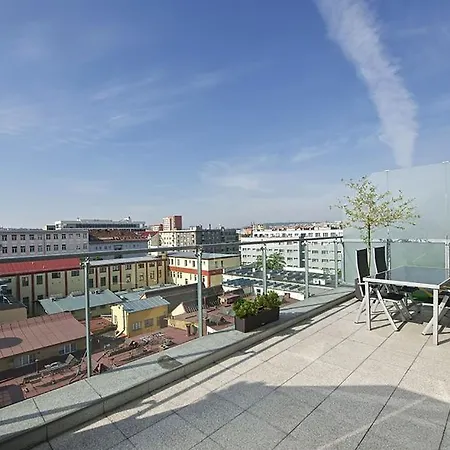 Apartment Studio With A Terace And View Prague